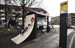 Placemaking realizado em ponto de ônibus de Londres (Inglaterra)